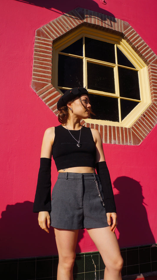 ‘Manners Maketh Man’ Cropped Tank Top with Detached Sleeves